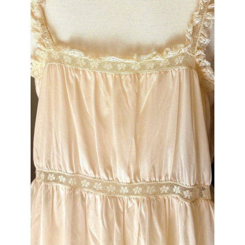 1940s Vanity Fair Bridal Nightgown Pink Lace Pintuck Lingerie Size 34 - Picture 8 of 11